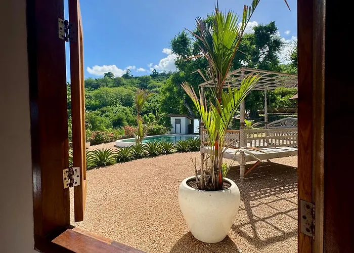 5br, Ocean View, Private Pool, Roc-azur Villa Semaya